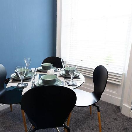 Lavish 2Bed Apartment In The Heart Of Birkenhead Extérieur photo