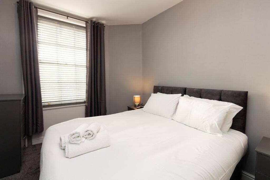 Lavish 2Bed Apartment In The Heart Of Birkenhead Extérieur photo
